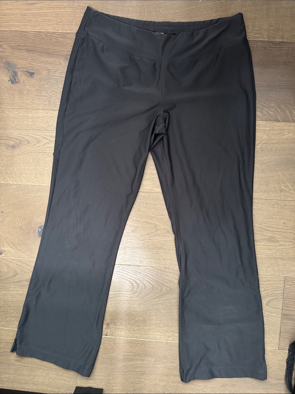 Lucy Black Boot-Cut Stretch Yoga Pants